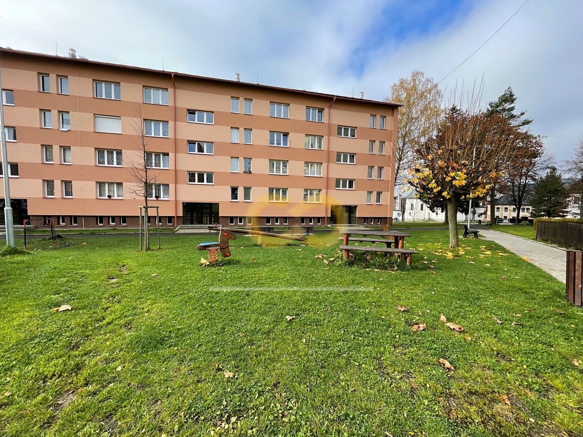 Pronájem bytu 2+kk 43 m²