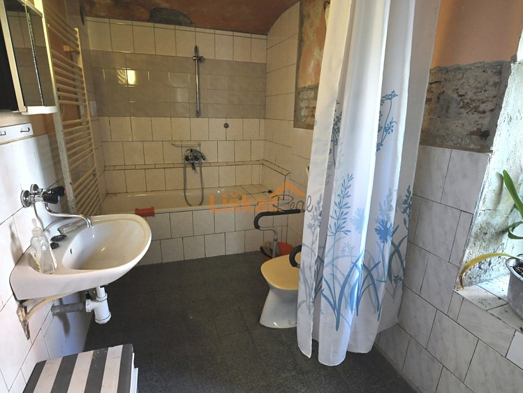 Prodej domu, 182 m² (18 z 23)