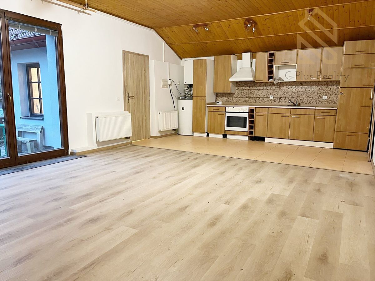 Pronájem bytu 2+kk 69 m²