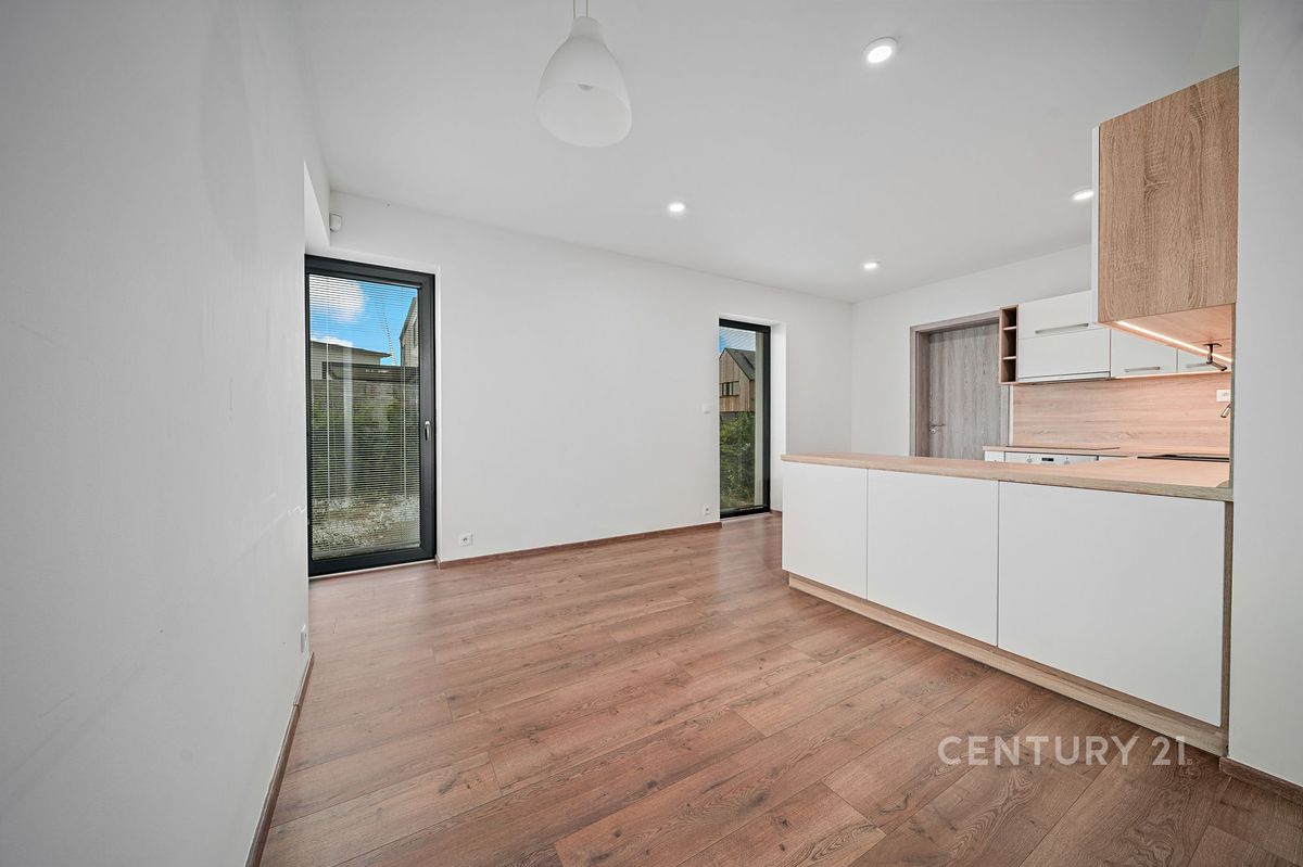 Prodej vícegeneračního domu 131 m², pozemek 1240 m² – fotografie 5