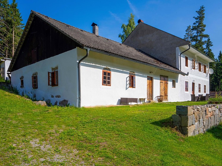 Haus zum Kauf, 419 m² (1 von 20)