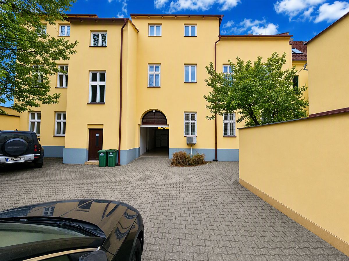Prodej činžovního domu 335 m² – fotografie 2