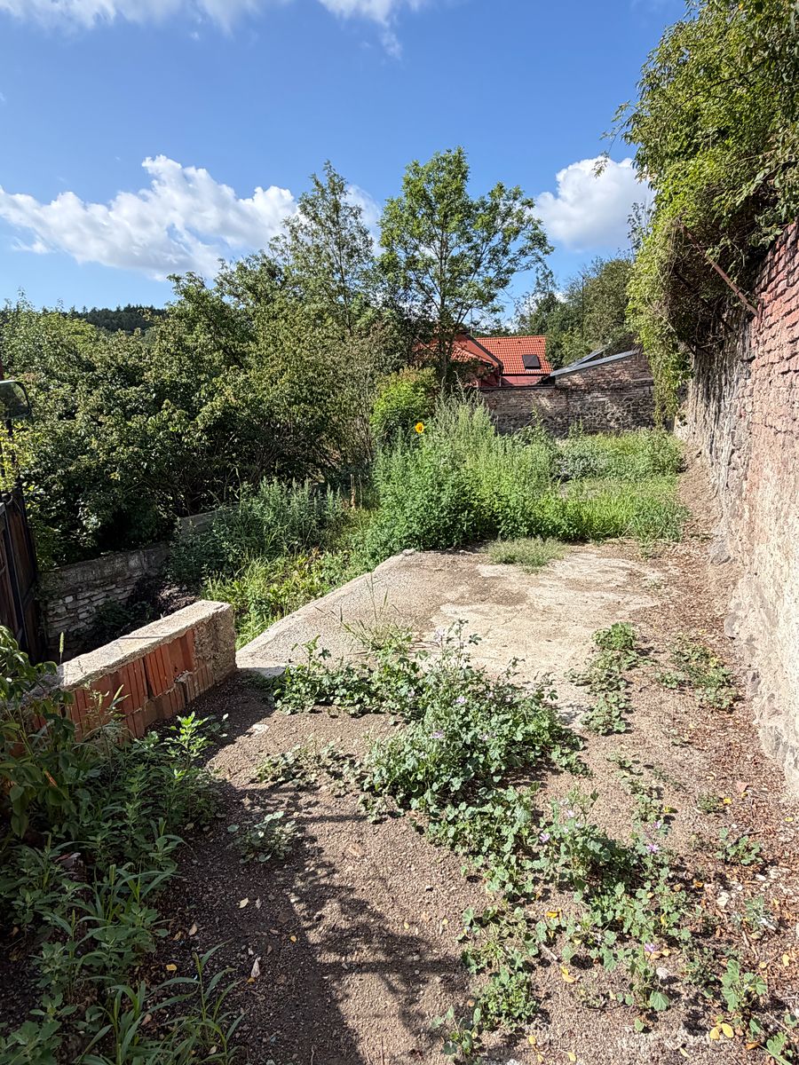 Prodej stavebního pozemku 289 m² – fotografie 2