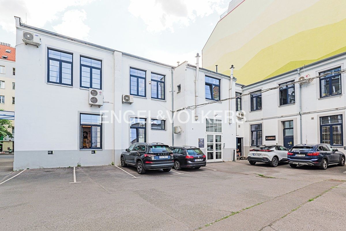 Pronájem skladového prostoru 149 m²
