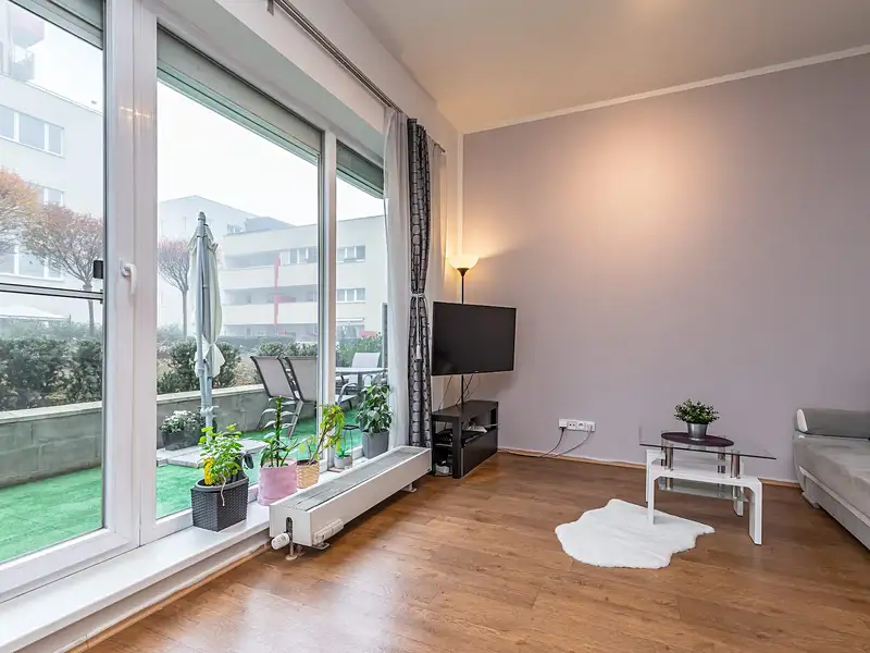 Prodej bytu 2+kk 68 m², Praha – náhled fotky 3