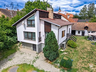 Prodej rodinného domu 250 m², pozemek 1197 m²