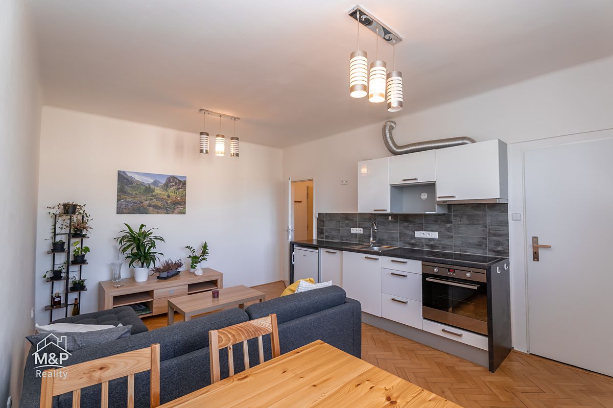 Pronájem bytu 3+kk 60 m²