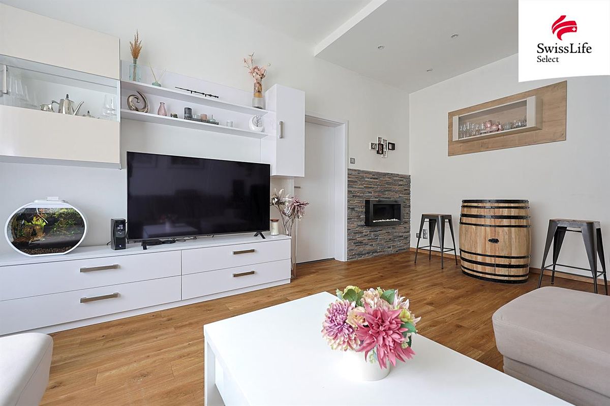 Prodej vily 480 m², pozemek 963 m² – fotografie 3