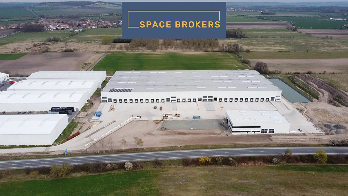 Pronájem skladového prostoru 20000 m² – fotografie 4