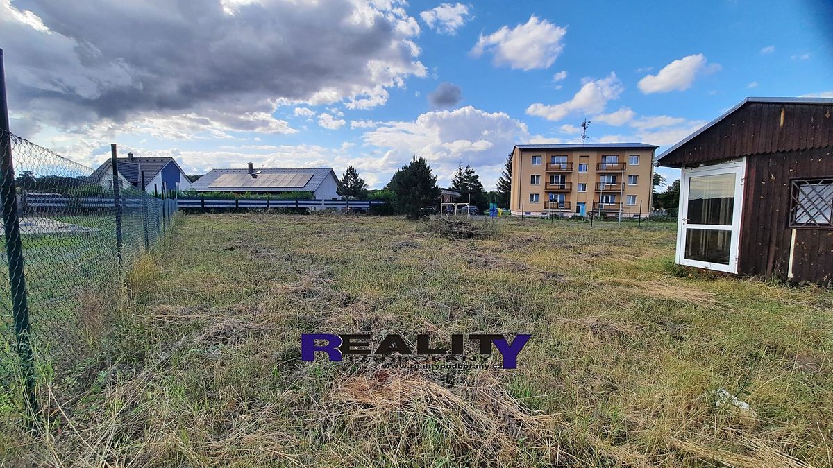 Prodej stavebního pozemku 831 m² – fotografie 5