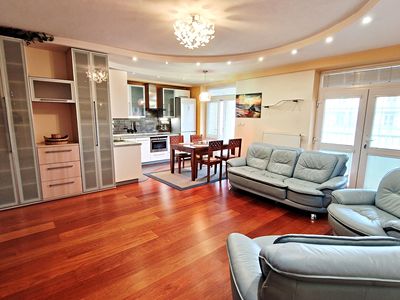 Pronájem bytu 4+kk 151 m²