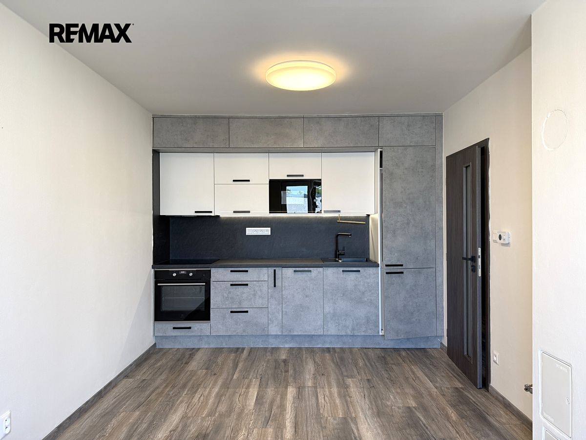 Pronájem bytu 2+kk 44 m²