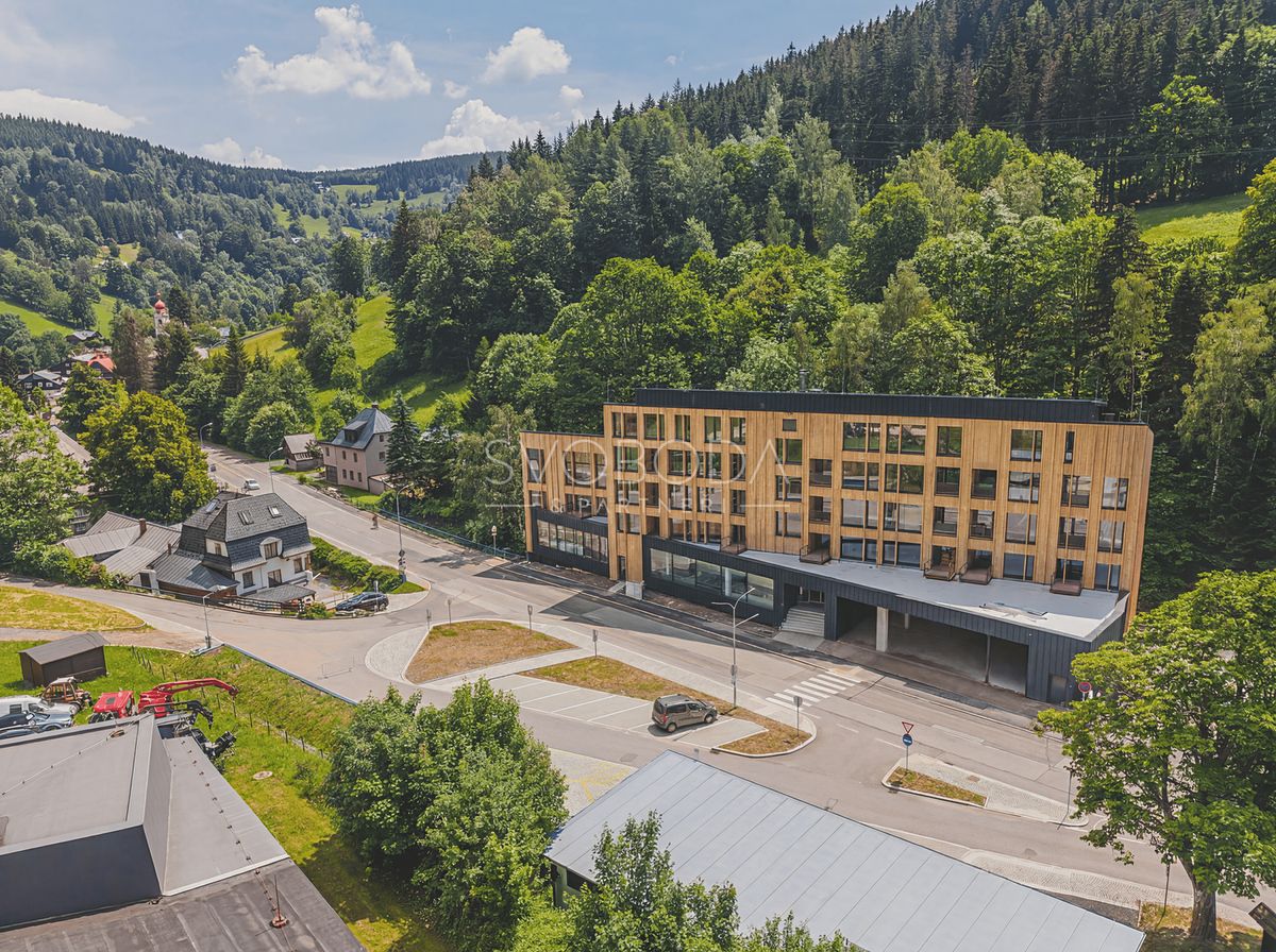 Pronájem obchodního prostoru 101 m² – fotografie 5