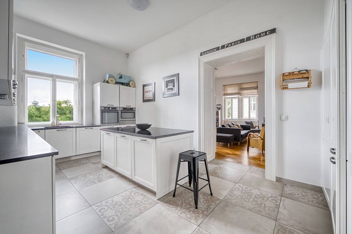 Pronájem bytu 5+1 175 m²