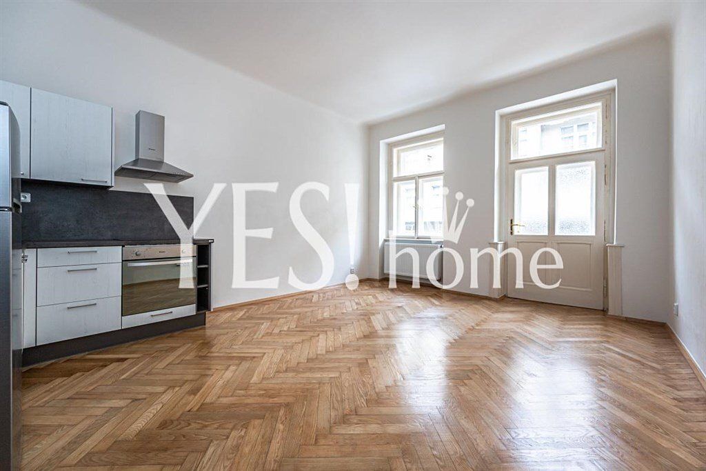 Pronájem bytu 1+kk 35 m²