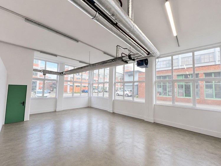 Gewerbefläche zur Miete, 150 m² (2 von 3)