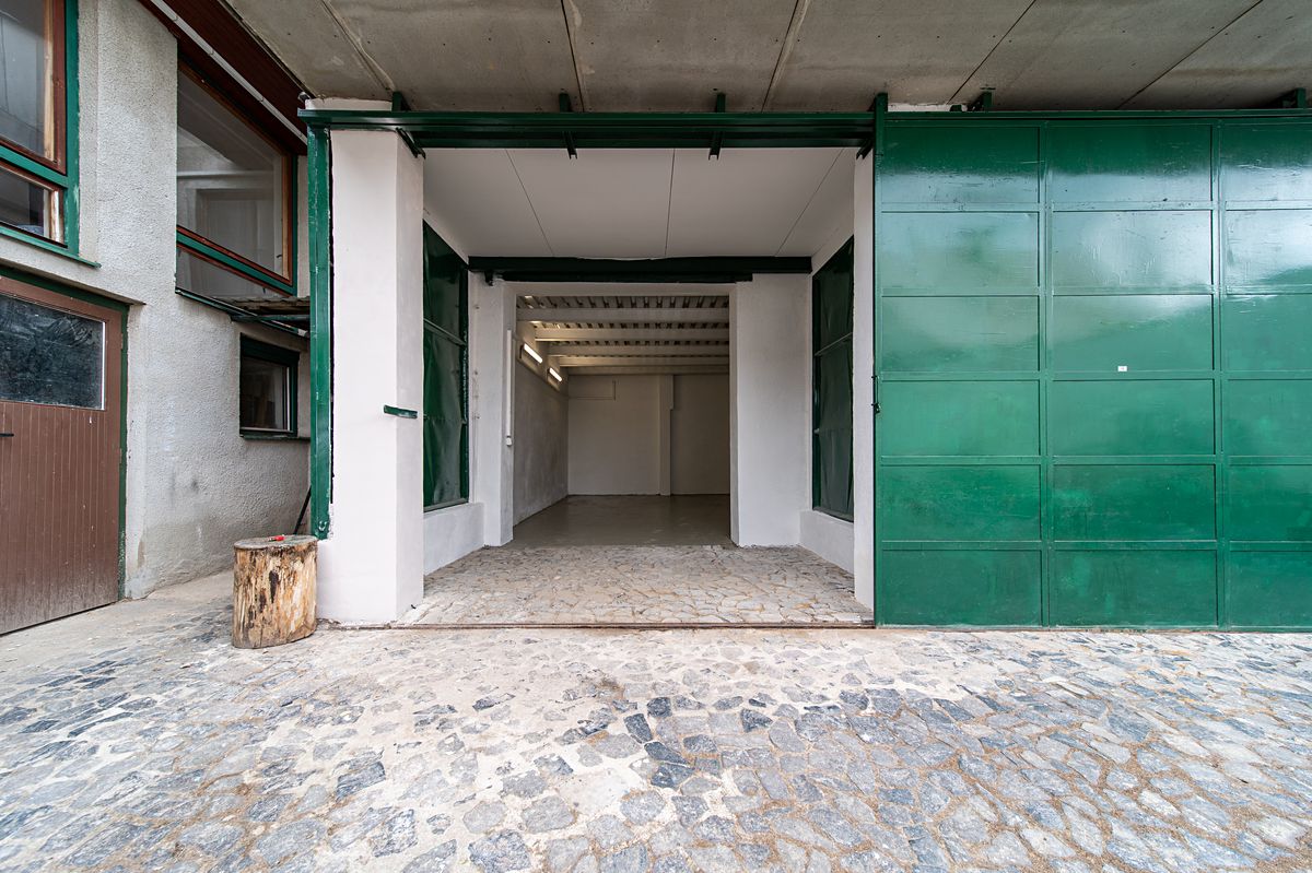 Prodej garáže 42 m²