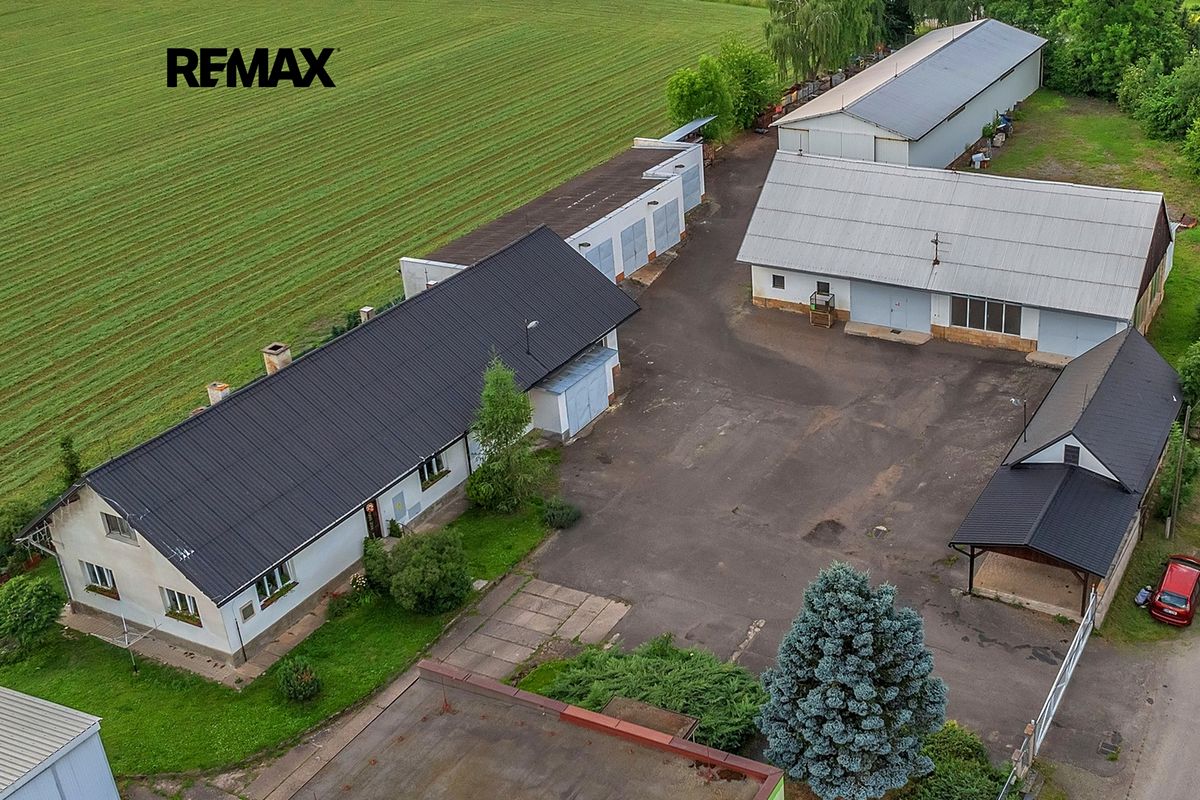 Pronájem výrobní haly, prostoru 228 m² – fotografie 2