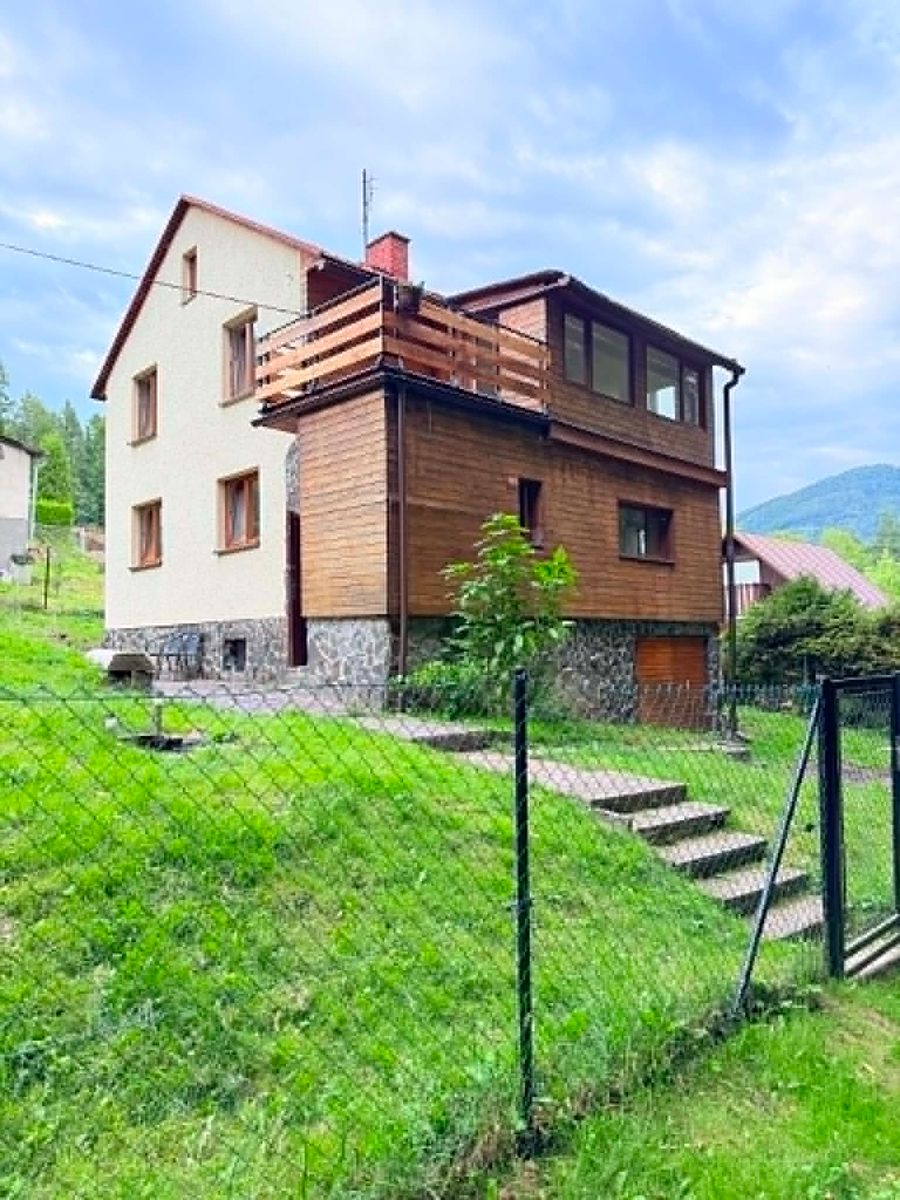 Prodej chalupy 70 m², pozemek 344 m²