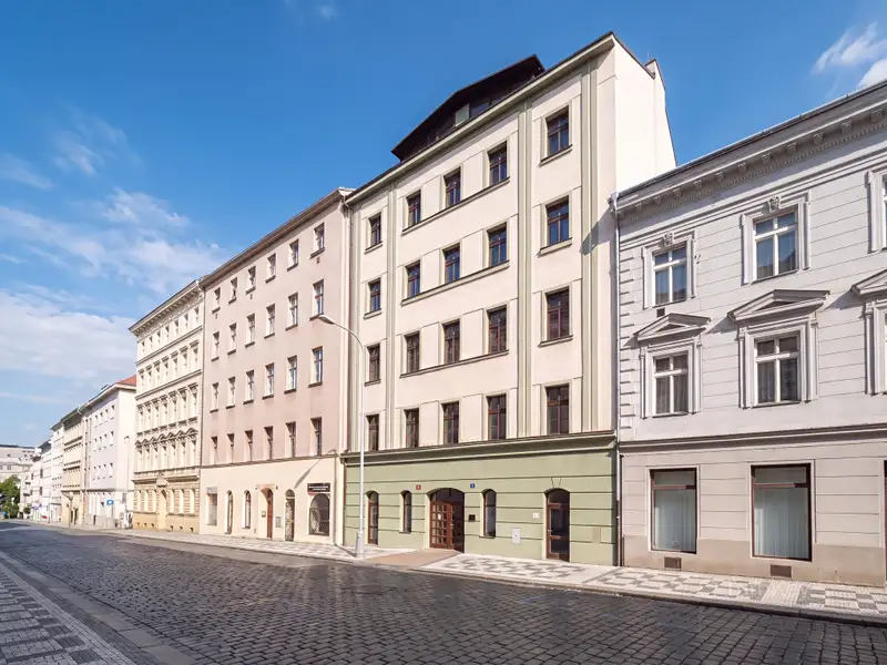 Prodej ubytovacího zařízení 207 m², Praha – náhled fotky 1