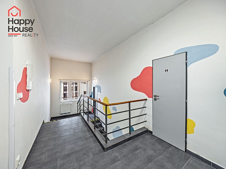 Pronájem komerčního prostoru, 411 m² (13 z 44)
