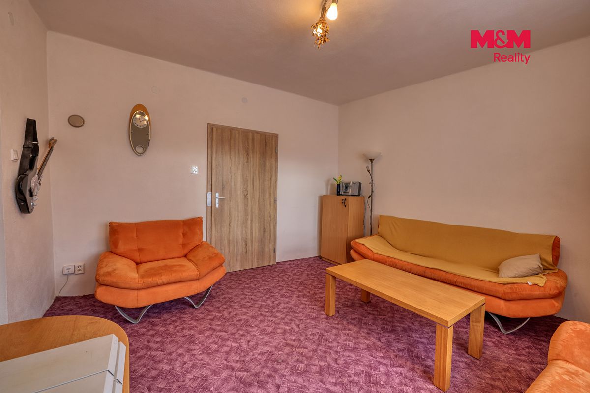 Prodej rodinného domu 98 m², pozemek 87 m² – fotografie 2