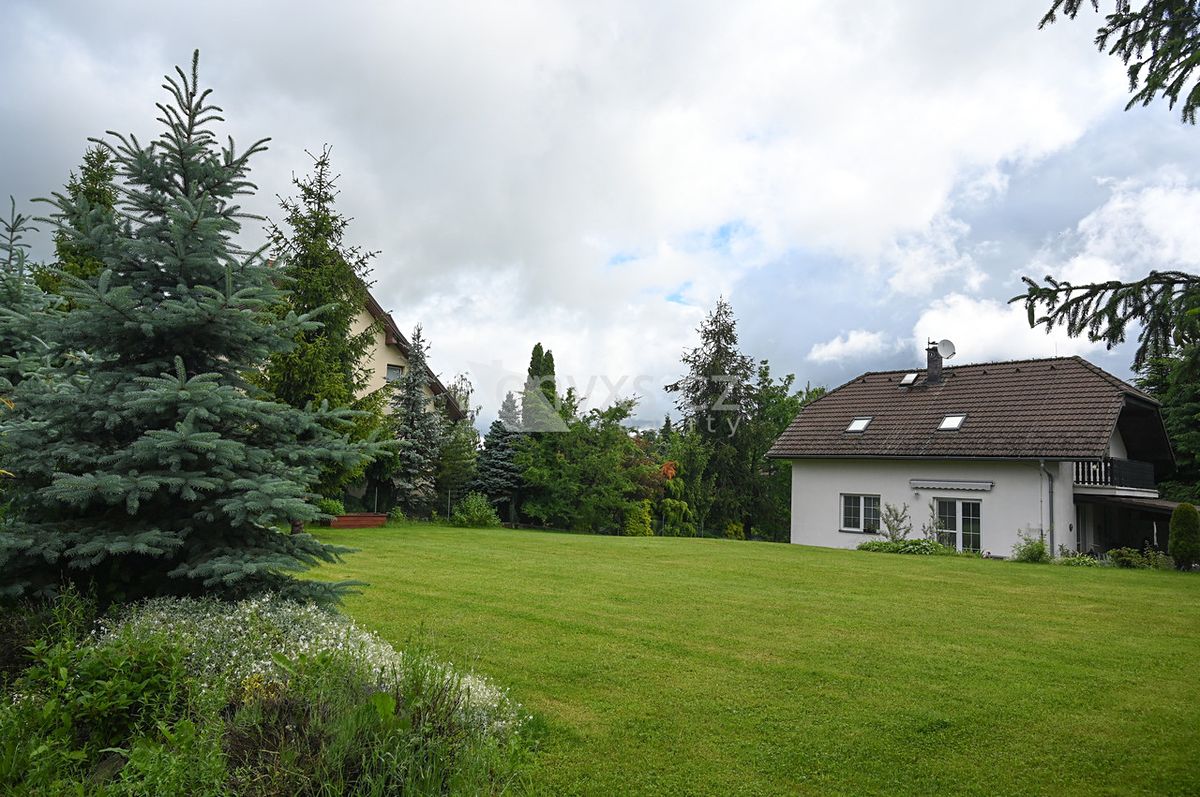 Prodej rodinného domu 183 m², pozemek 2301 m² – fotografie 3