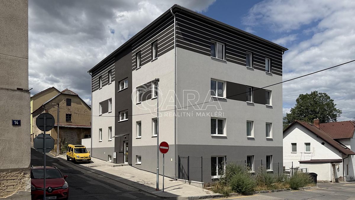 Pronájem bytu 1+kk 40 m²