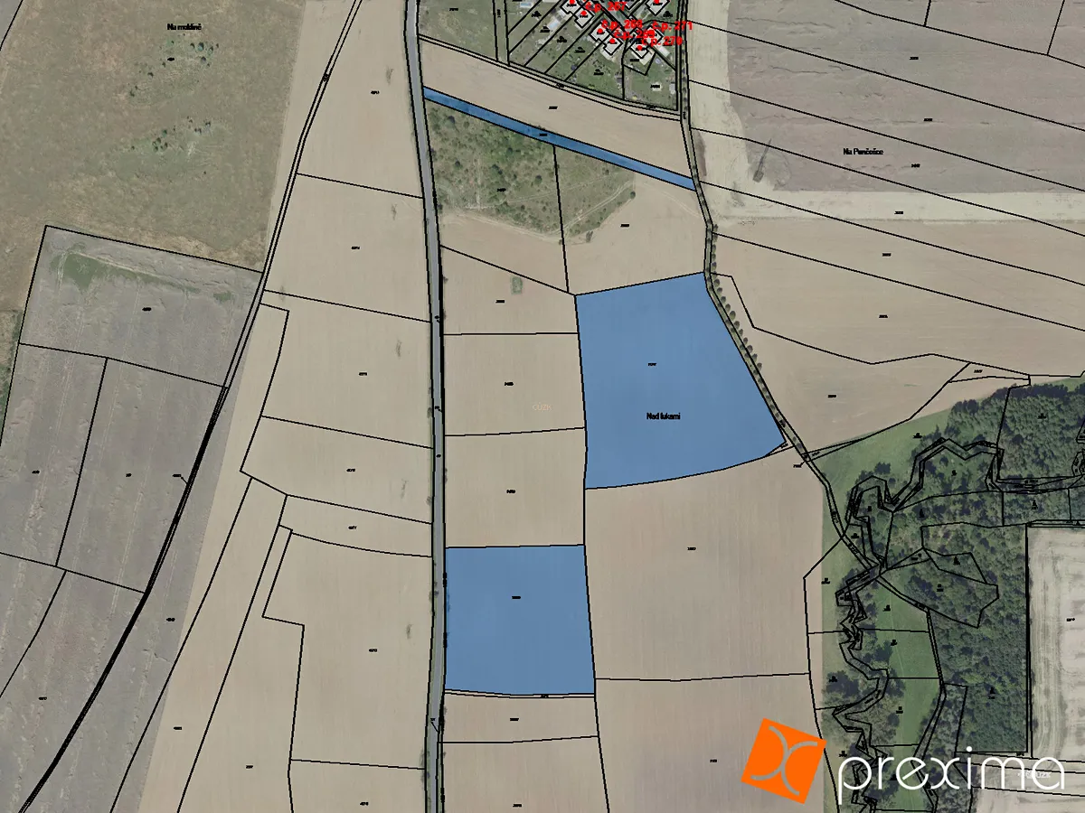Prodej podílu 1/12 pole 2710 m²