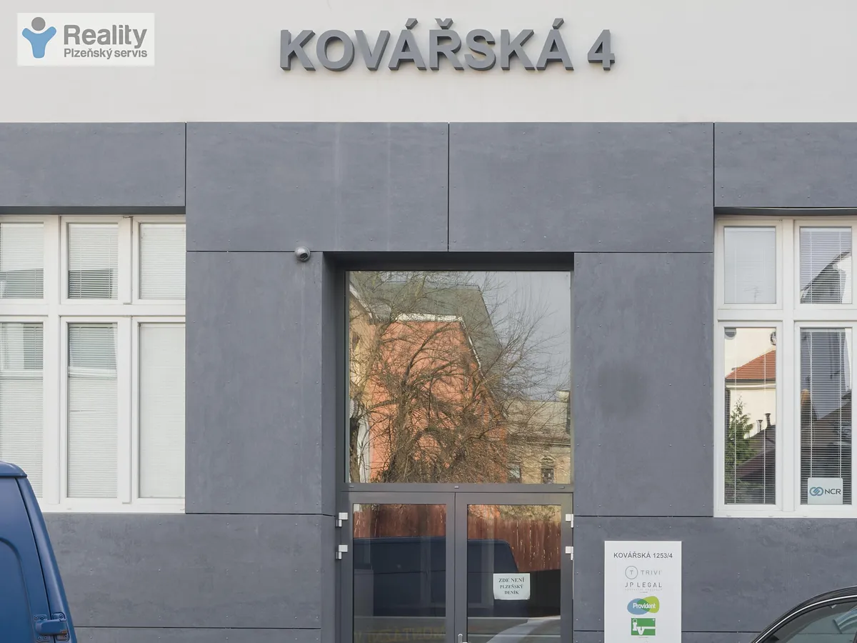 Pronájem kanceláře 88 m²