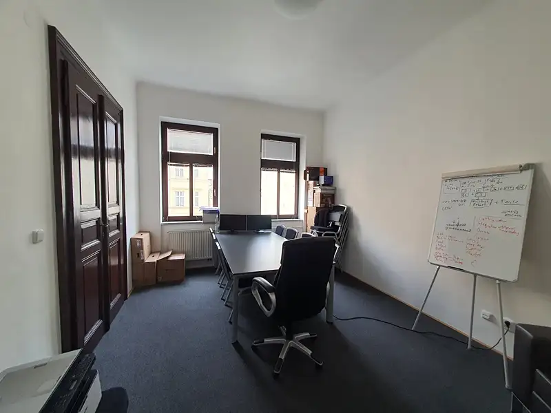 Pronájem kanceláře 65 m², Praha – náhled fotky 1