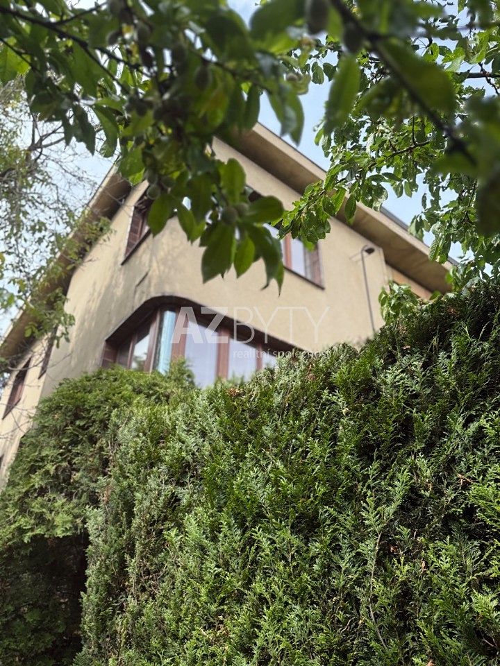 Prodej vily 290 m², pozemek 1200 m² – fotografie 3