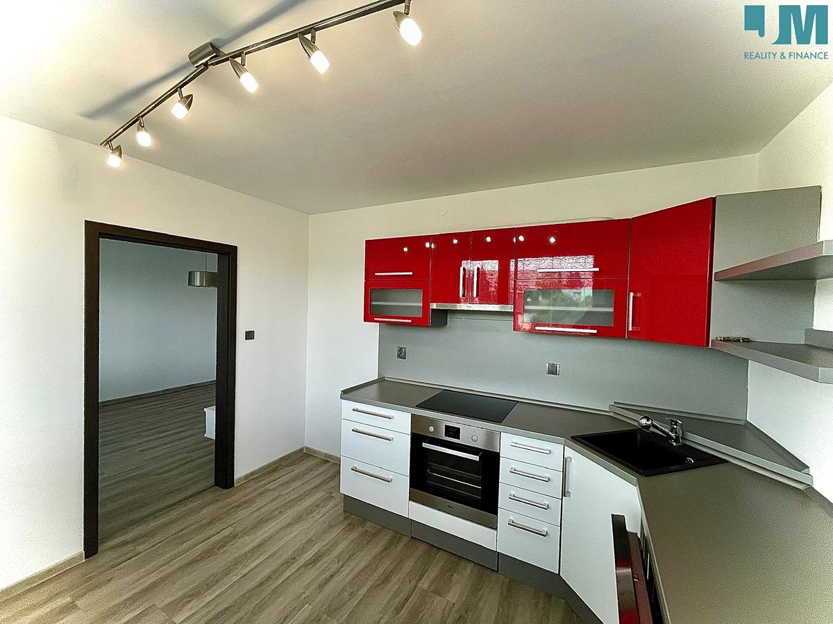 Pronájem bytu 2+1 57 m²