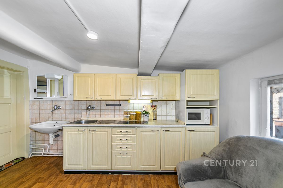 Prodej rodinného domu 47 m², pozemek 280 m² – fotografie 4