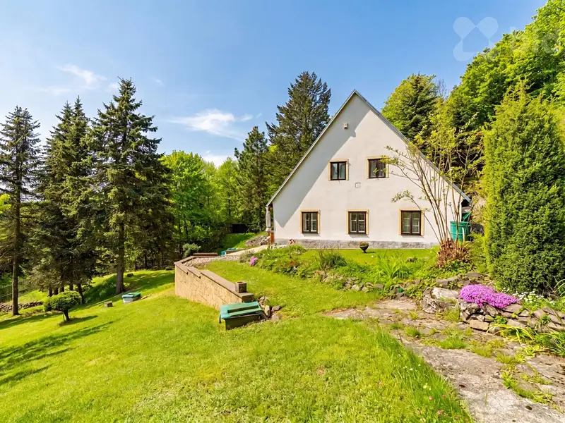 Prodej chalupy 130 m², pozemek 2590 m², Krupka – náhled fotky 1