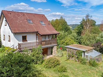 Prodej  rodinného domu 100 m², pozemek 4 804 m²