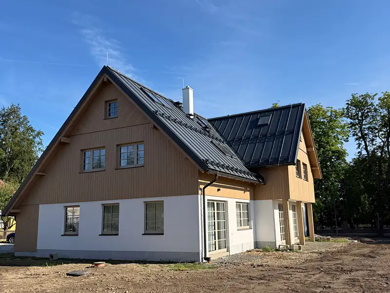 Prodej chalupy 200 m², pozemek 3000 m², Vysoké nad Jizerou – náhled fotky 2