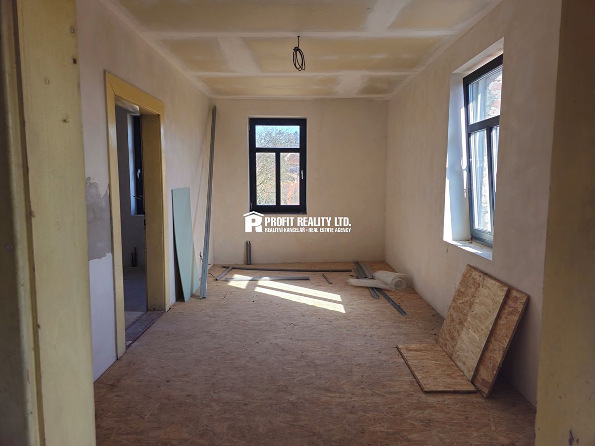 Prodej rodinného domu 166 m², pozemek 1265 m² – fotografie 4