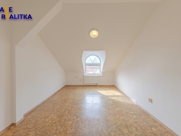 Prodej komerčního prostoru, 347 m² (27 z 30)