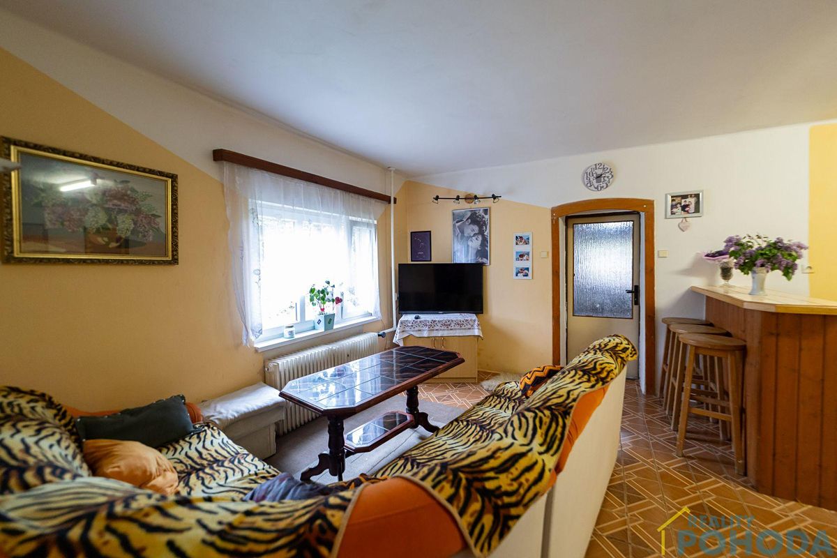Prodej rodinného domu 80 m², pozemek 1499 m² – fotografie 3