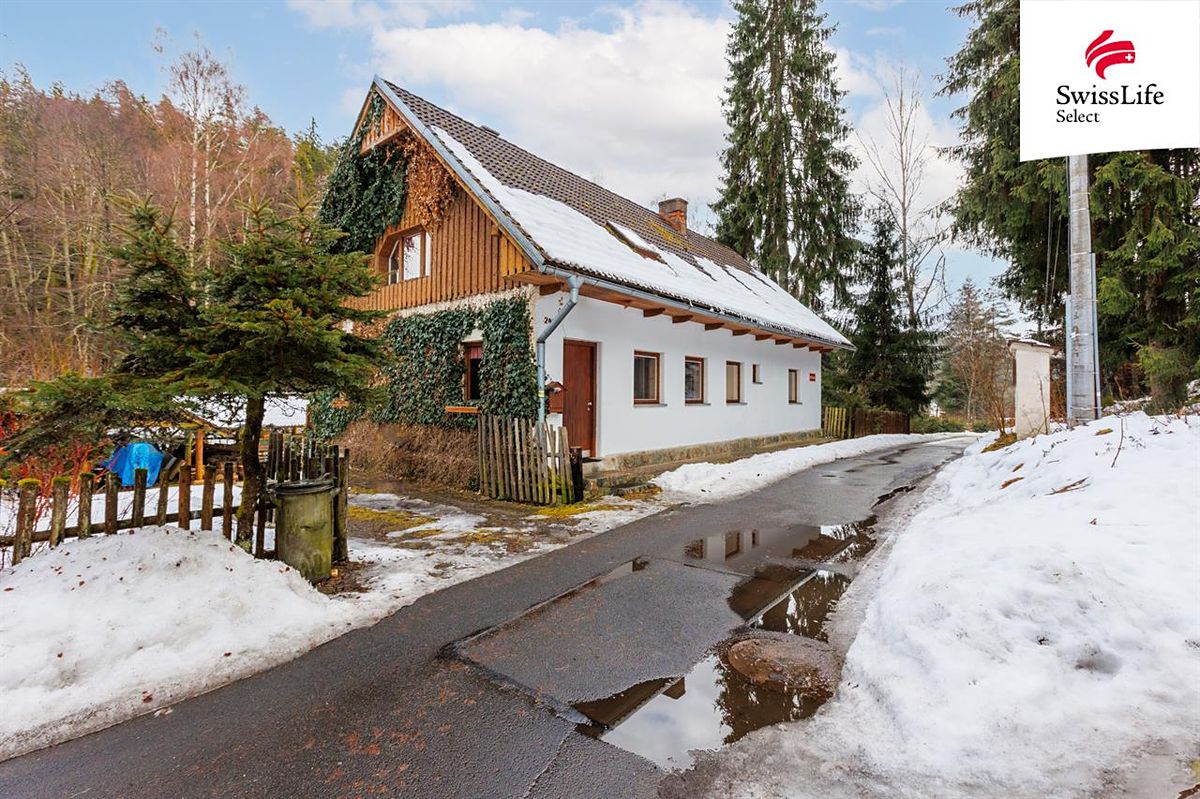 Prodej rodinného domu 170 m², pozemek 758 m² – fotografie 3