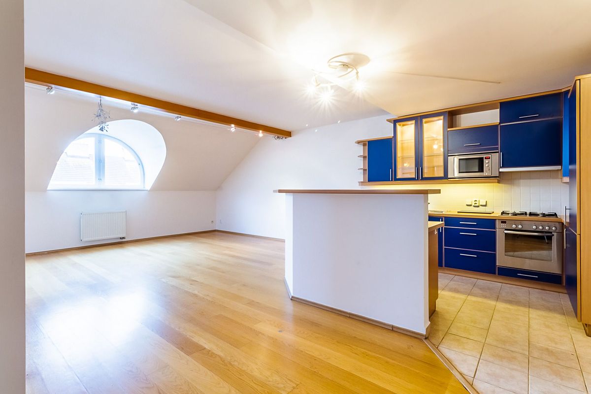 Prodej bytu 4+kk 138 m²