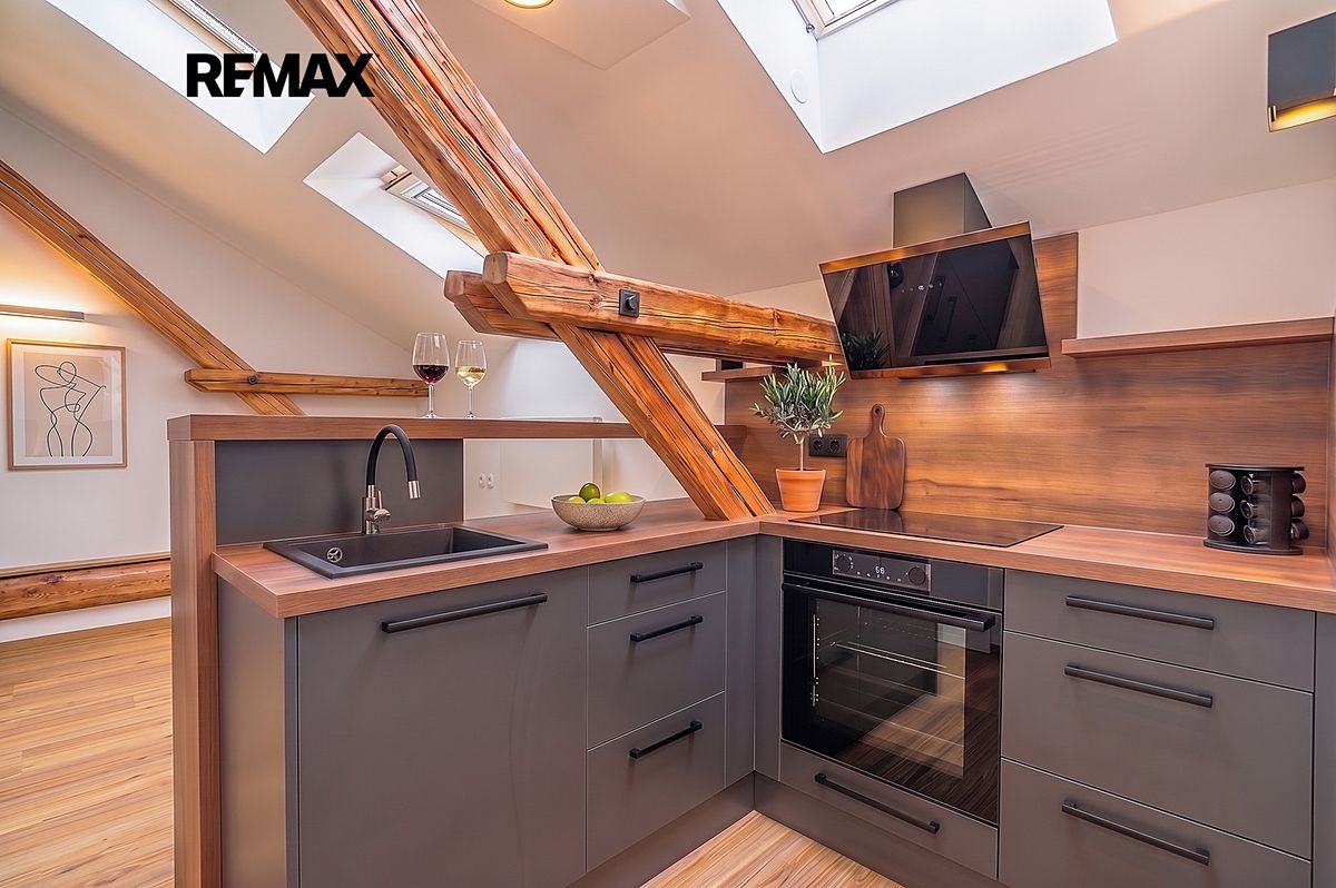 Pronájem bytu 2+kk 48 m²