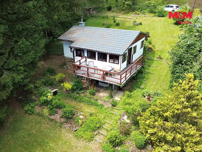 Prodej chaty 77 m², pozemek 915 m², Líšťany – náhled fotky 3