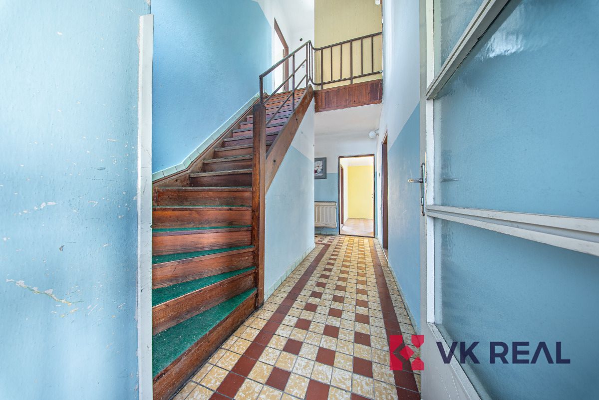Prodej rodinného domu 172 m², pozemek 705 m² – fotografie 4