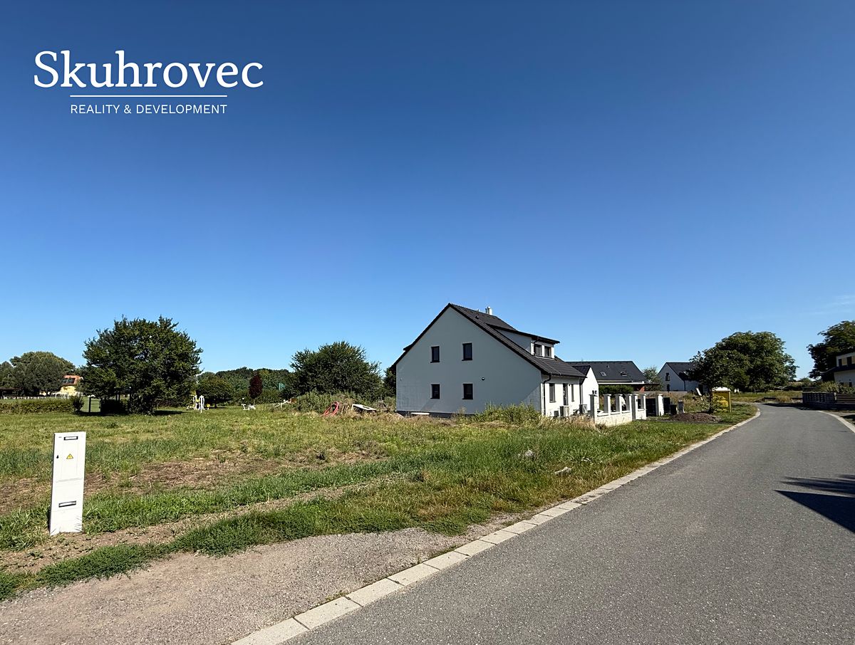 Prodej stavebního pozemku 775 m² – fotografie 2