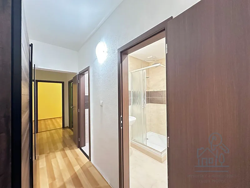 Pronájem bytu 3+1 67 m², Budapešťská, Tábor – foto 5