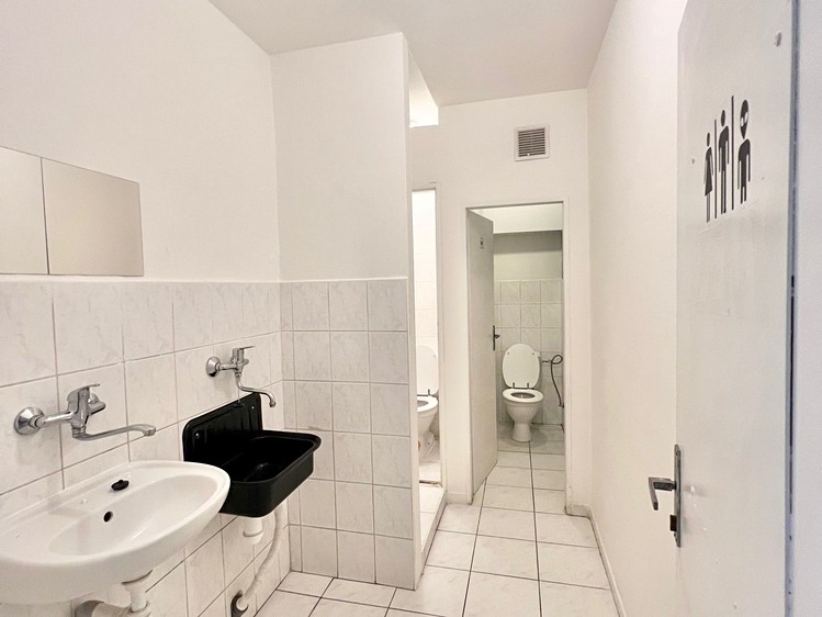Комерційне приміщення в оренду, 90 м² (14 з 17)
