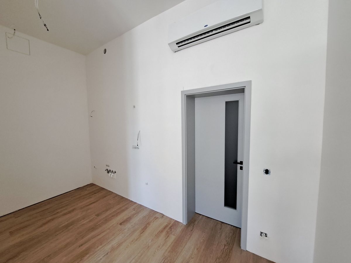 Pronájem bytu 2+kk 41 m² – fotografie 5