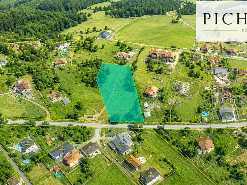 Prodej stavebního pozemku 2839 m², Smolné Pece – náhled fotky 2